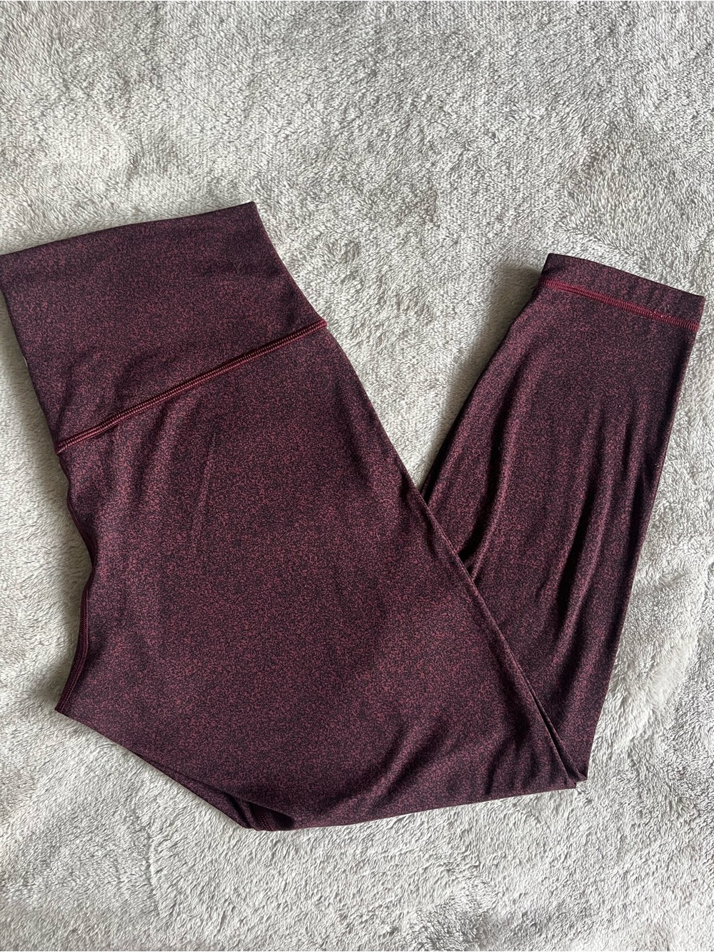 Lululemon Align High-Rise Leggings 25” size 12 in Granulite Garnet Black